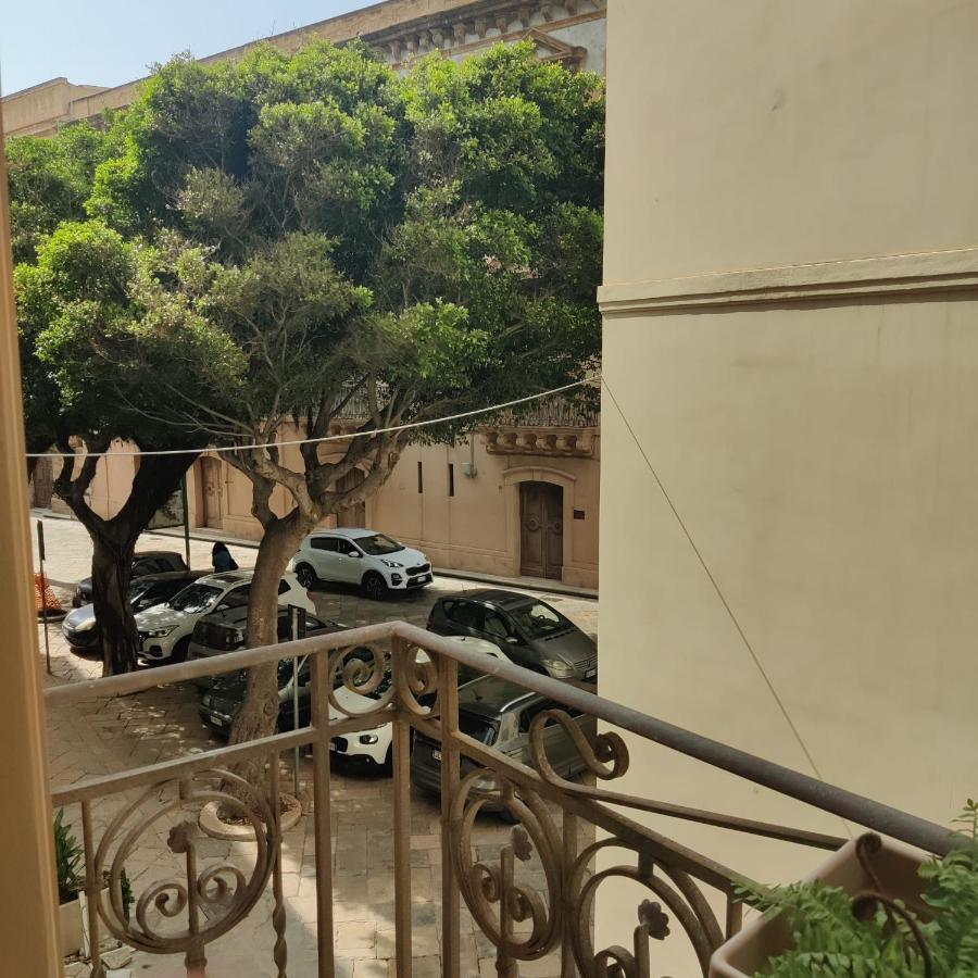 Carlo'S Rooms Trapani Zewnętrze zdjęcie